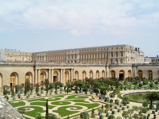 Discover Parisian Luxury on a Versailles Palace & Gardens Tour