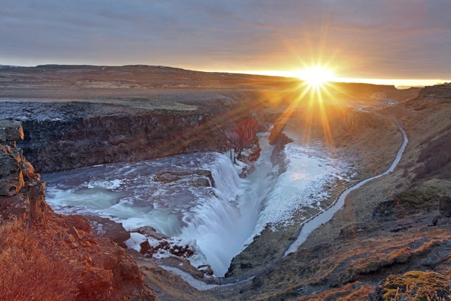 Save $200 per person on 9 Days in Iceland