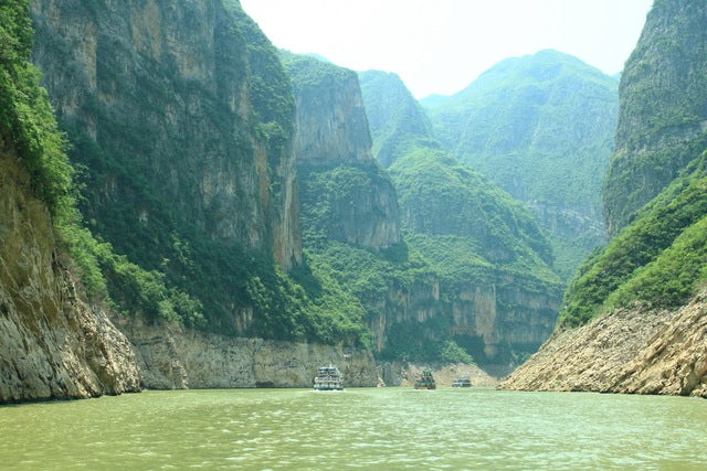 A lazy day on a Chinese cruise around the Yangtze River